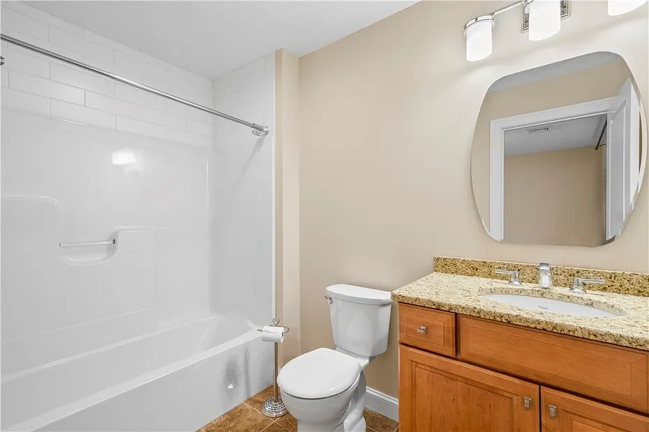 51 Womantam Lane Photo 32