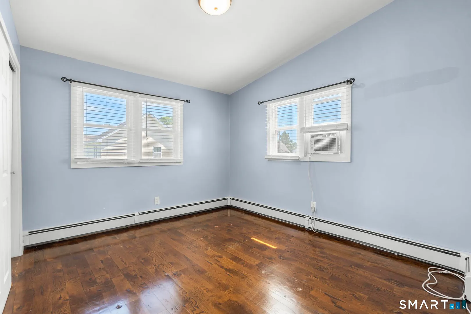 62 Saint Michaels Avenue Photo 10