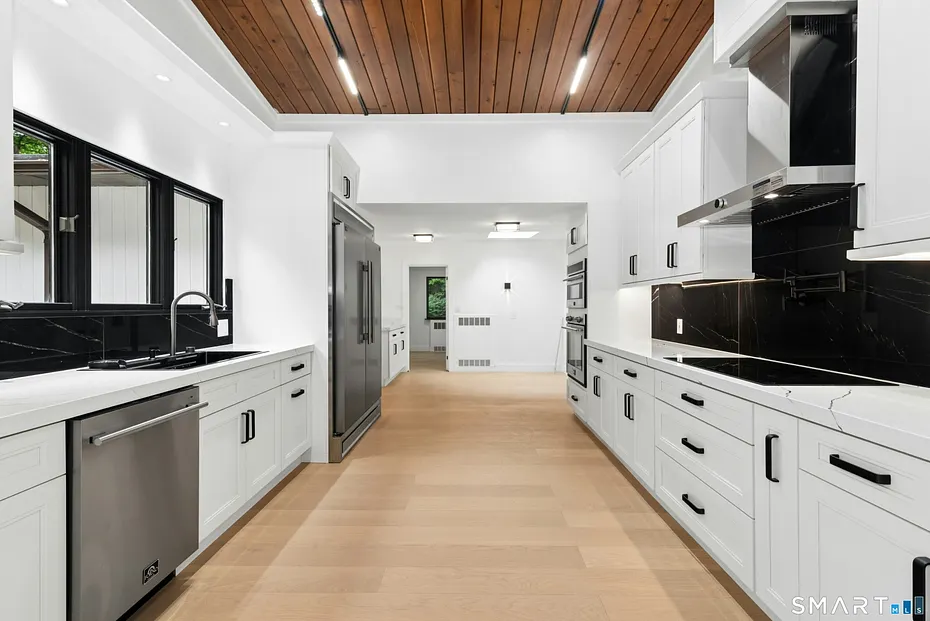 61 Ox Bow Lane Photo 3