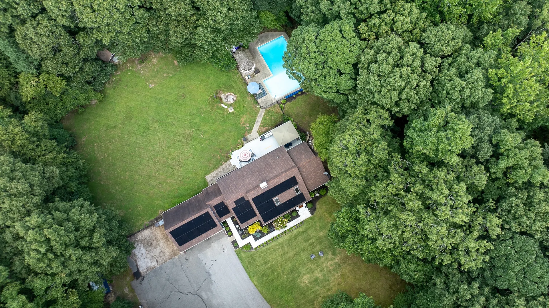 98 Dean Road Photo 4