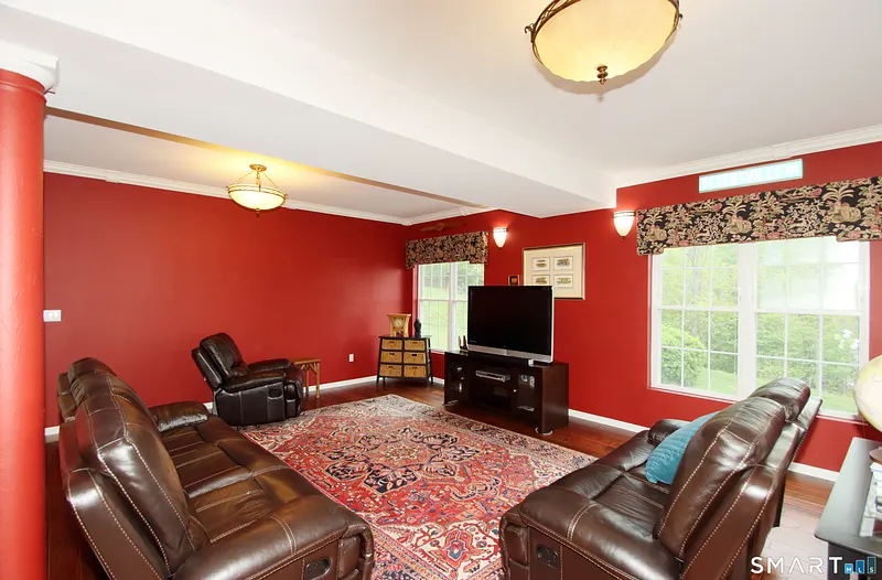 66 Wood Chase Lane Photo 20