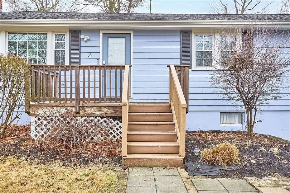 33 Eastview Road Photo 5