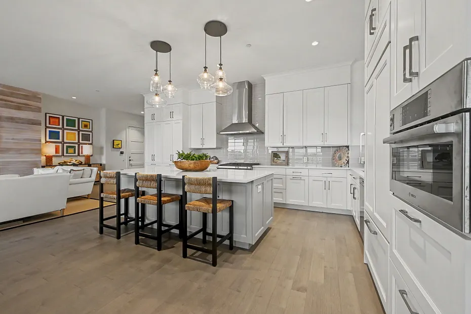 740 Davenport Avenue  #1 Photo 7