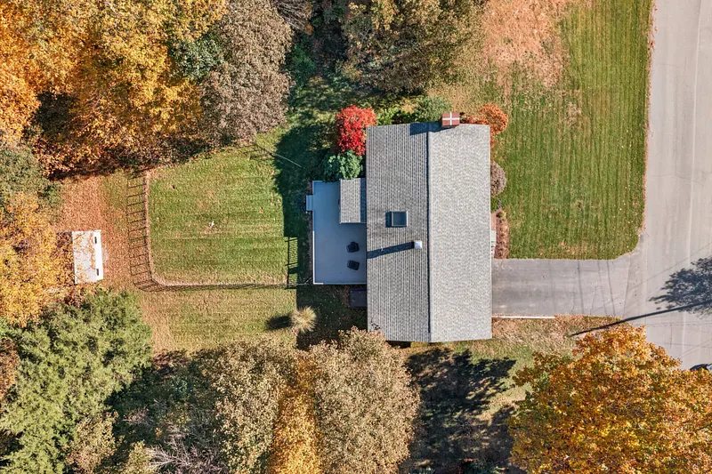 144 Lindley Ter Photo 3