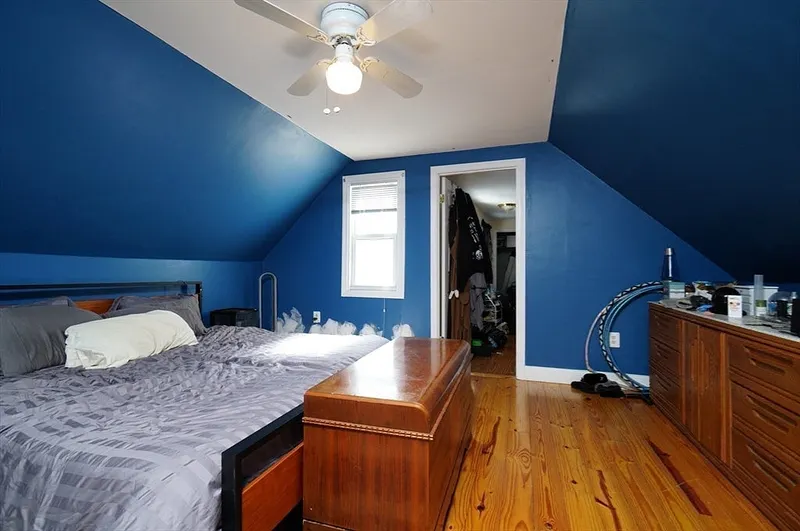31 Floyd St Photo 17