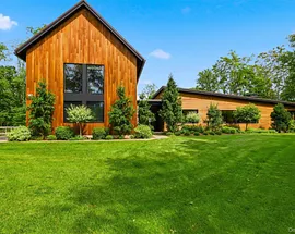 44 Woodlands Trail