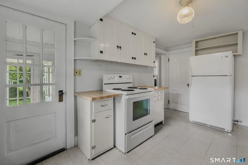 155 Hamburg Road Photo 17