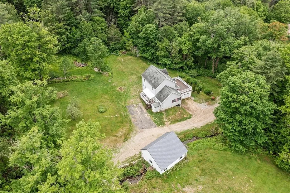 240 Farley Rd Photo 40
