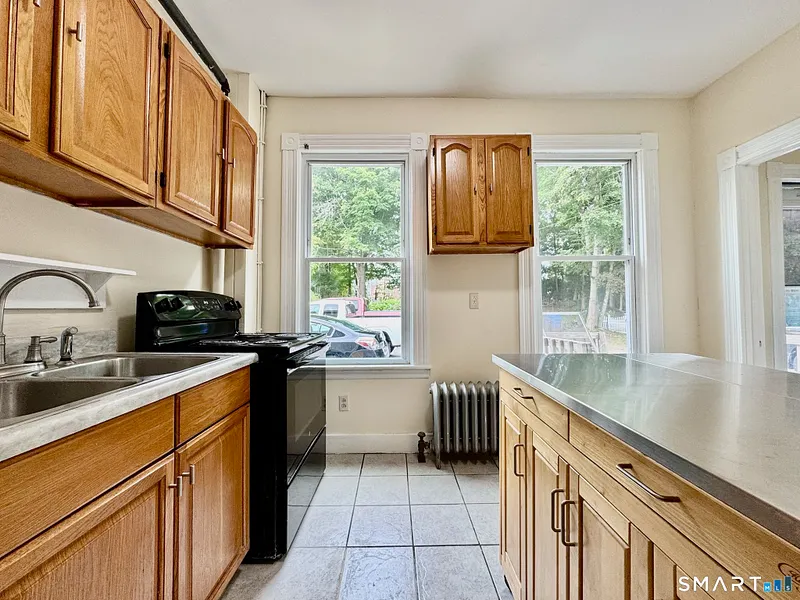 43-45 Mathewson Street #43 Photo 6