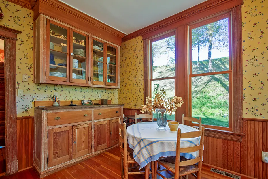 170 Greendale Road Photo 11