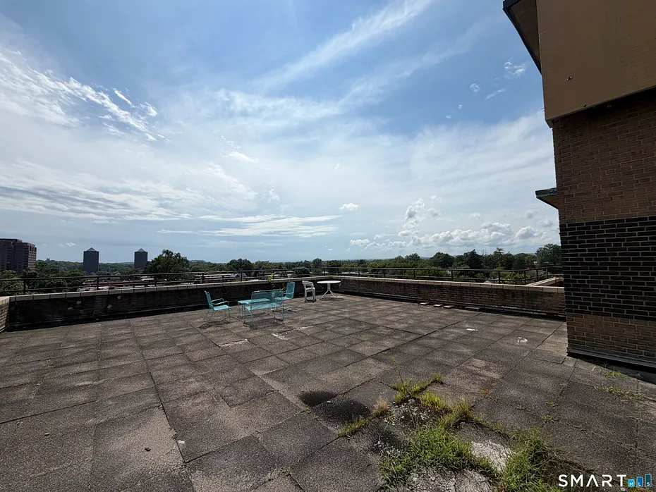 230 Farmington Avenue  #C5 Photo 11