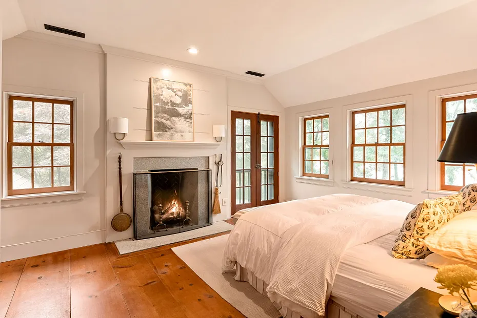 142 Interlaken Road Photo 20