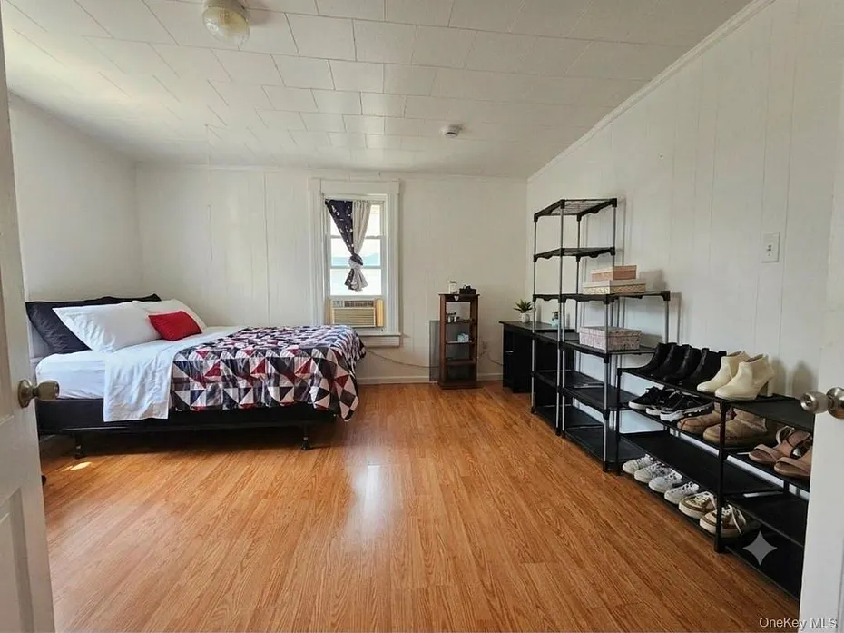 41 Houston Avenue Photo 10