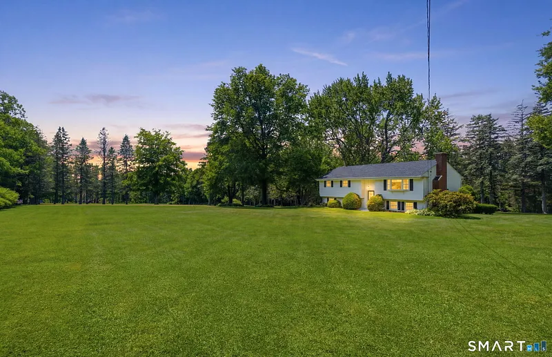 385 Cotton Hill Road Photo 28