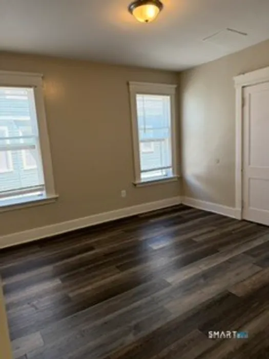 119 Hobart Street  #2nd floor Photo 16
