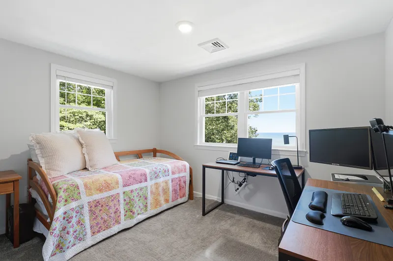 17 Oakridge Drive Photo 28