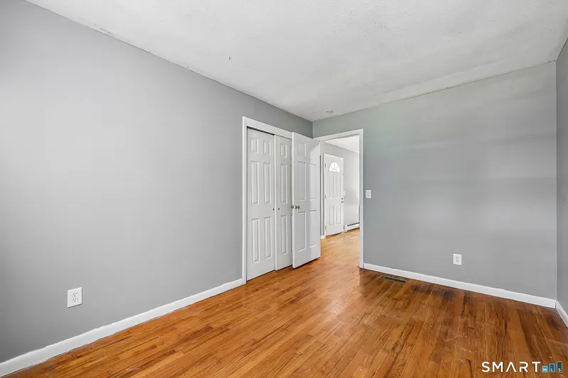 144 Woodland Drive Photo 15