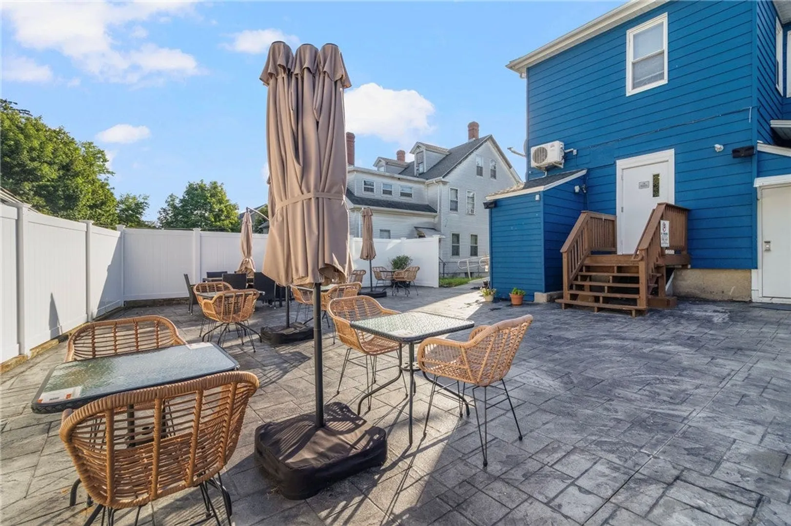 681 Providence Street Photo 36