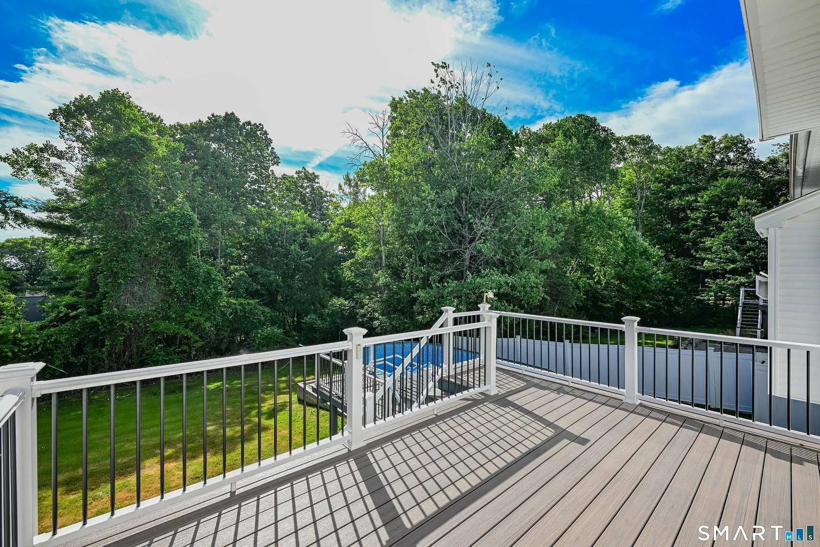 46 Auburn Way Photo 34