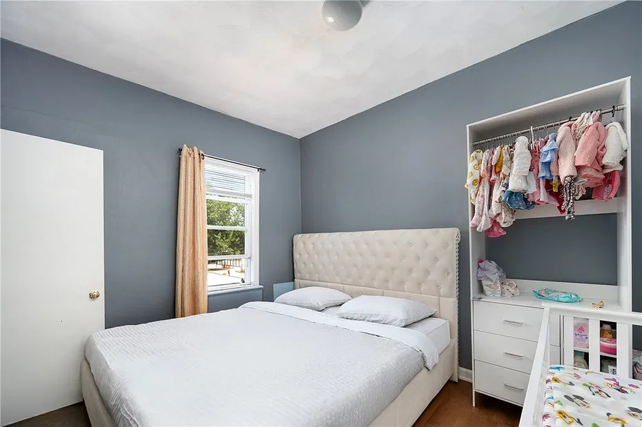 346 Douglas Avenue Photo 10