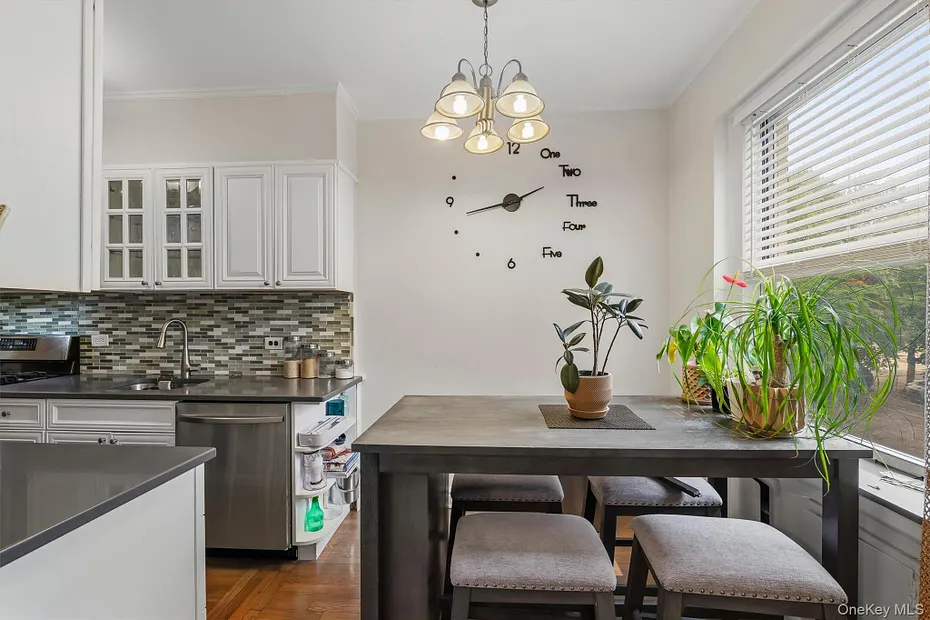 19 William Street  #2D Photo 5