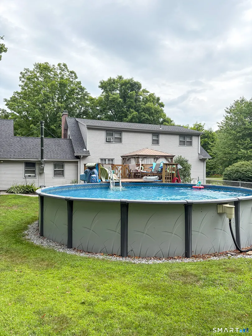 132 Cooper Lane Photo 3