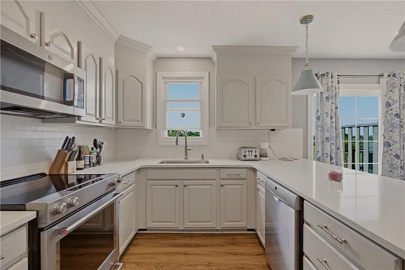 223 Oliphant Lane  #B Photo 5
