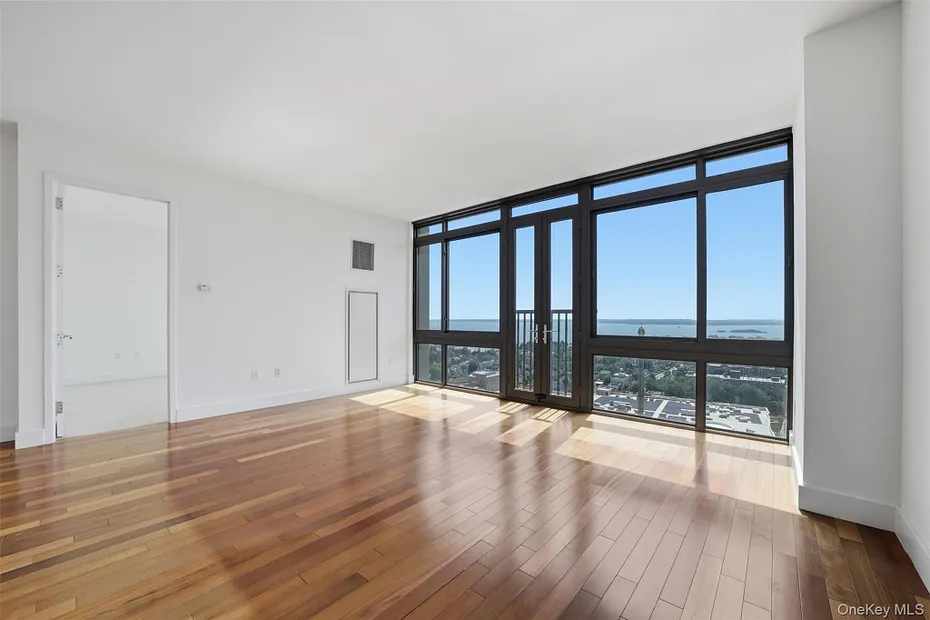 175 Huguenot Street  #2602 Photo 3