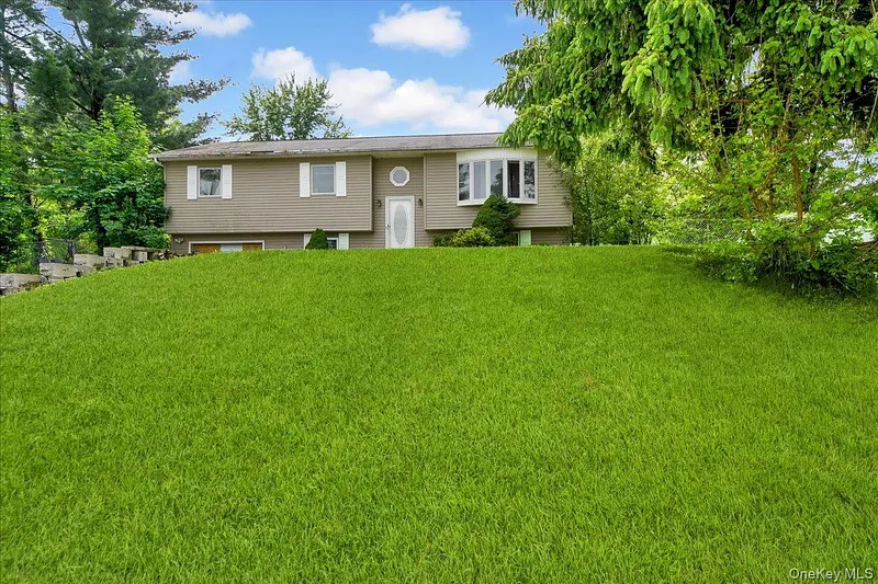 5 Rowell Lane Photo 2