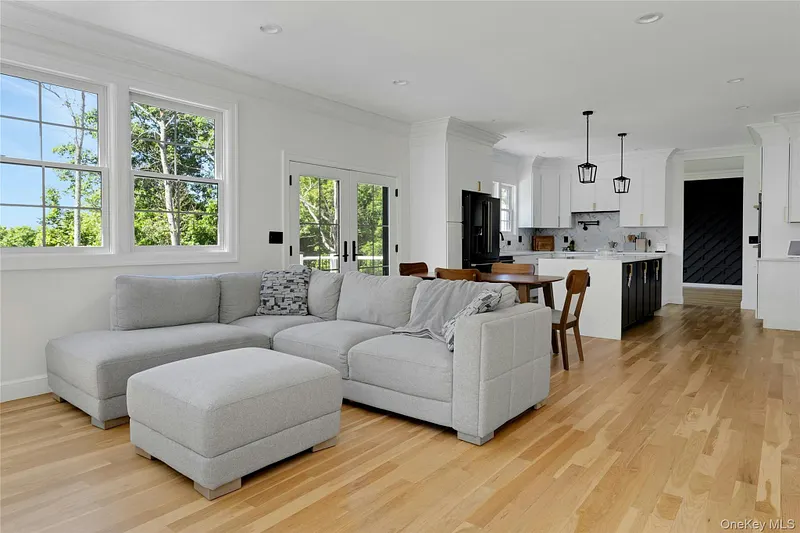 20 Sophia Lane Photo 17