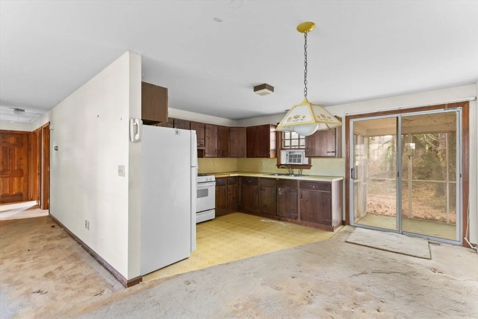 15 Hillside Dr Photo 6