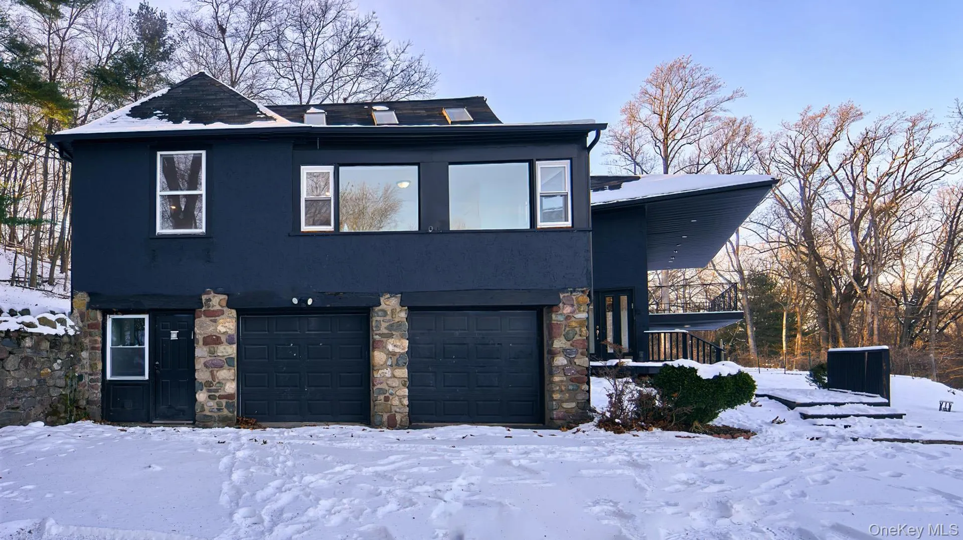189 Mcnamara Road Photo 23