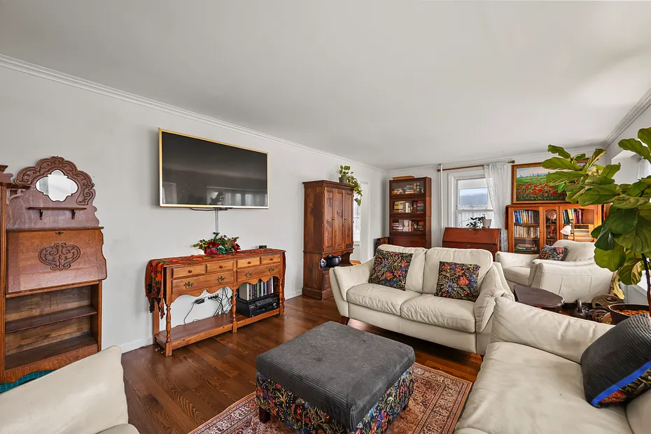 25 Calumet St Photo 14