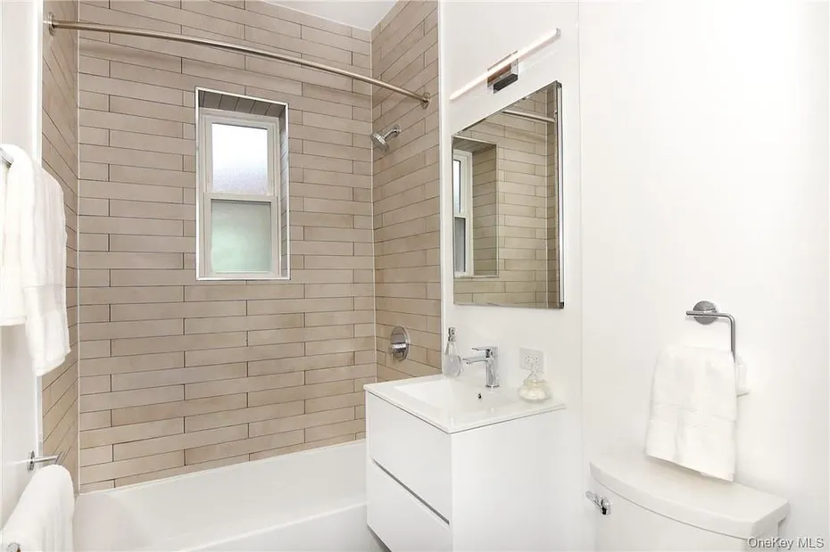 245 Wolfs Lane  #3C Photo 10