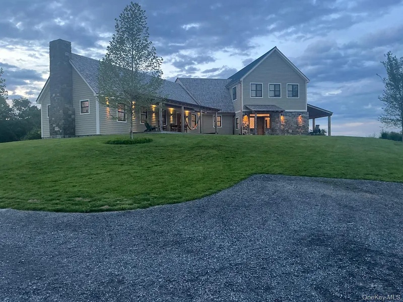 1105 East Ancram Road Photo 1