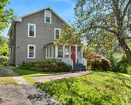 78 E Main St