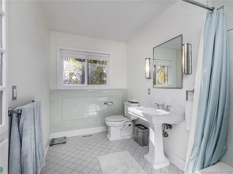 321 West Shore Road Photo 17