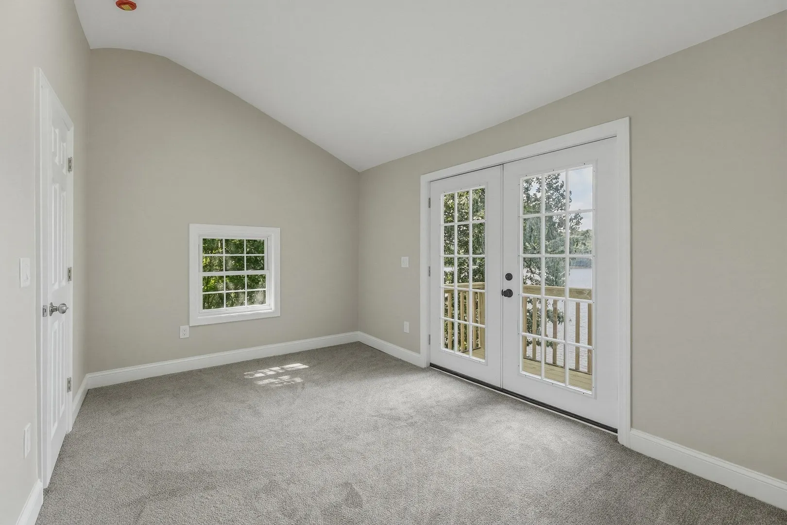 73 Cubles Dr Photo 18
