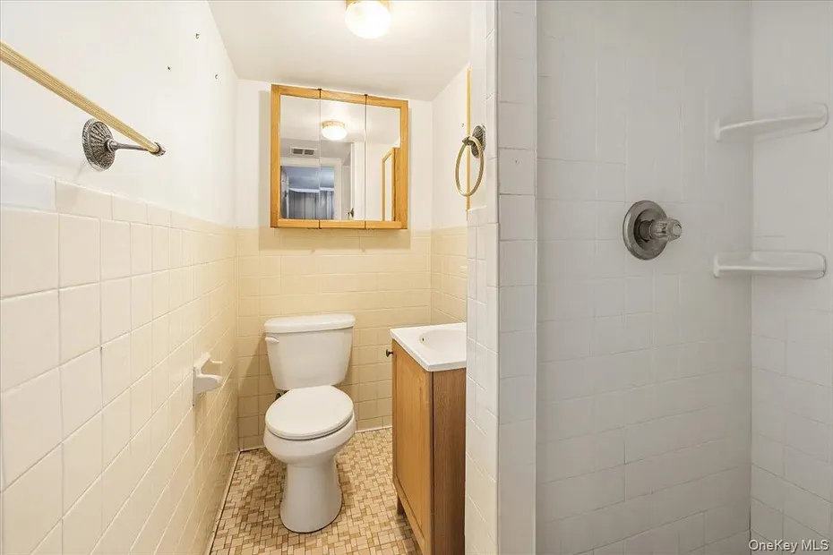 159 Ramapo Road Photo 33