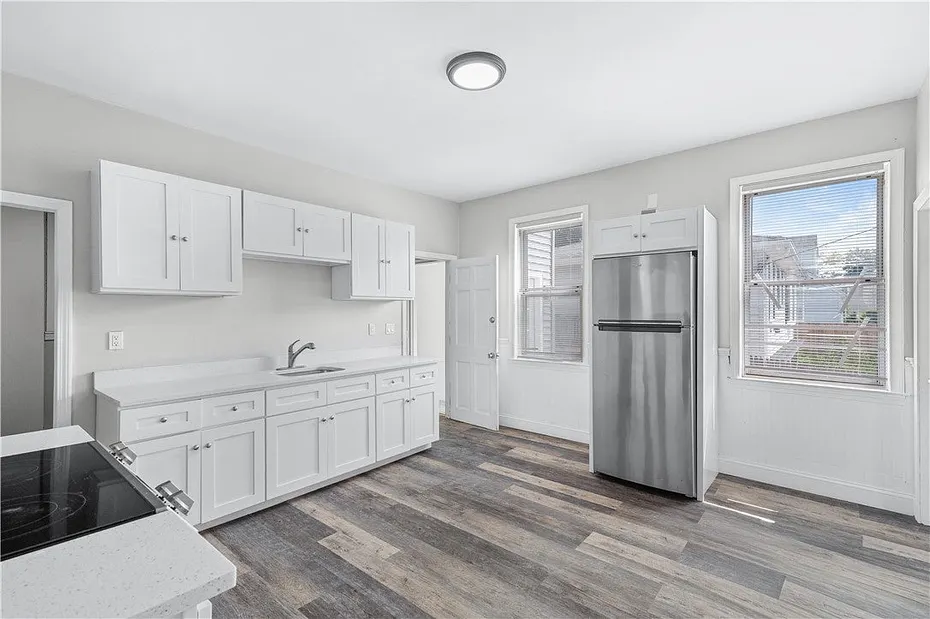 117 Chestnut Hill Avenue Photo 8