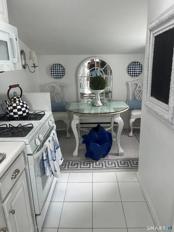 Essex Rental Photo 12