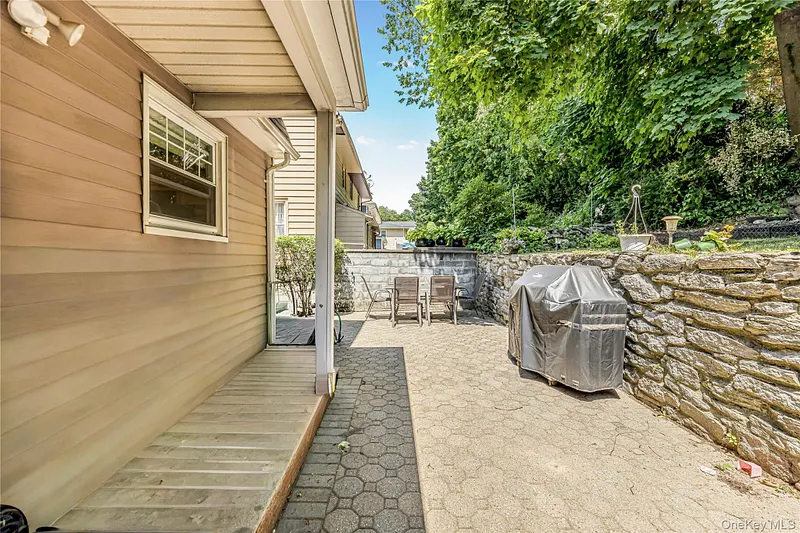 206 Midland Avenue Photo 21
