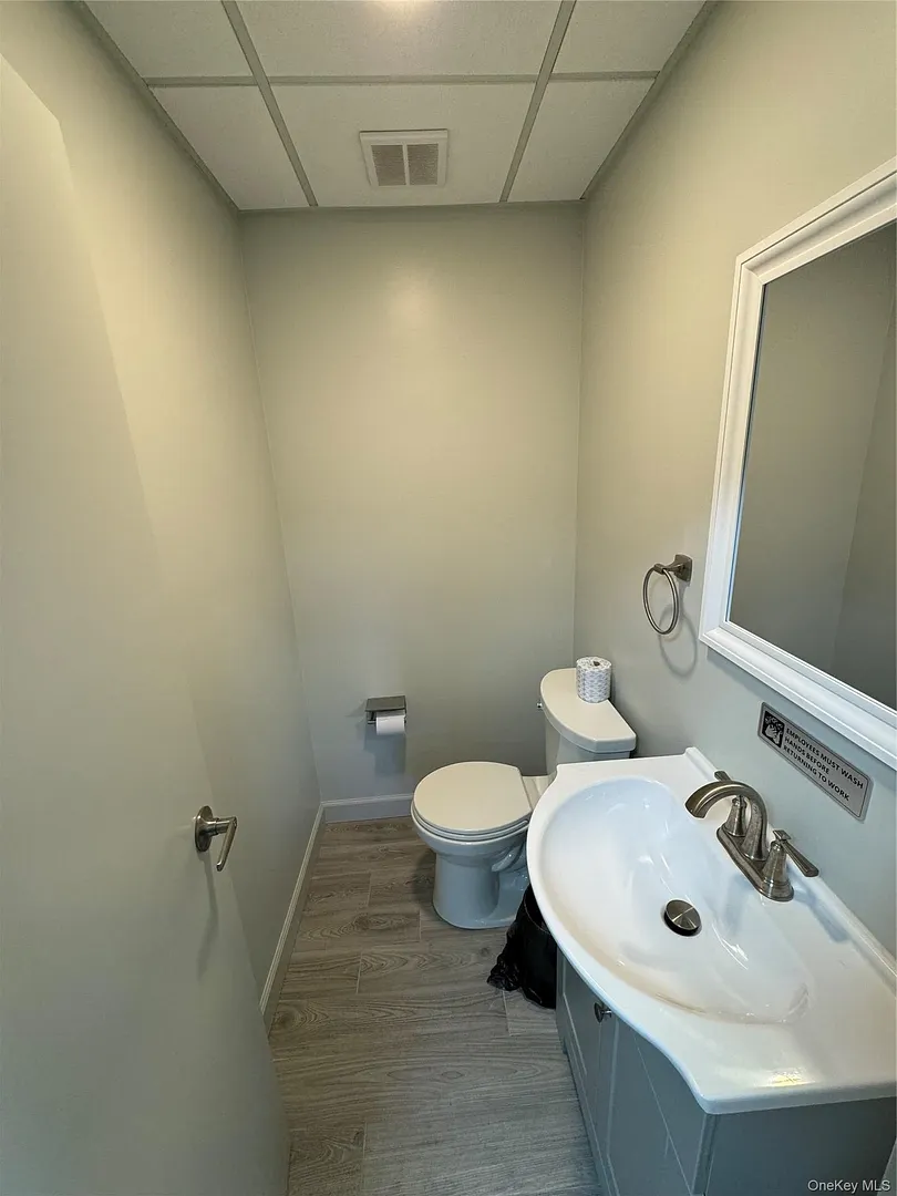 2039 Palmer Avenue  #LL-1 Photo 8