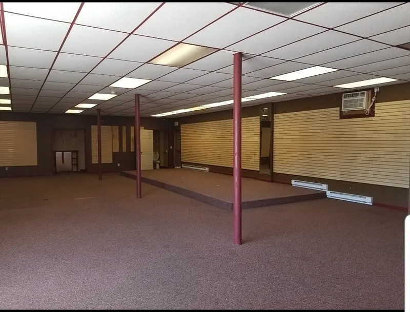 2 Fairlawn Ave #2 Photo 9