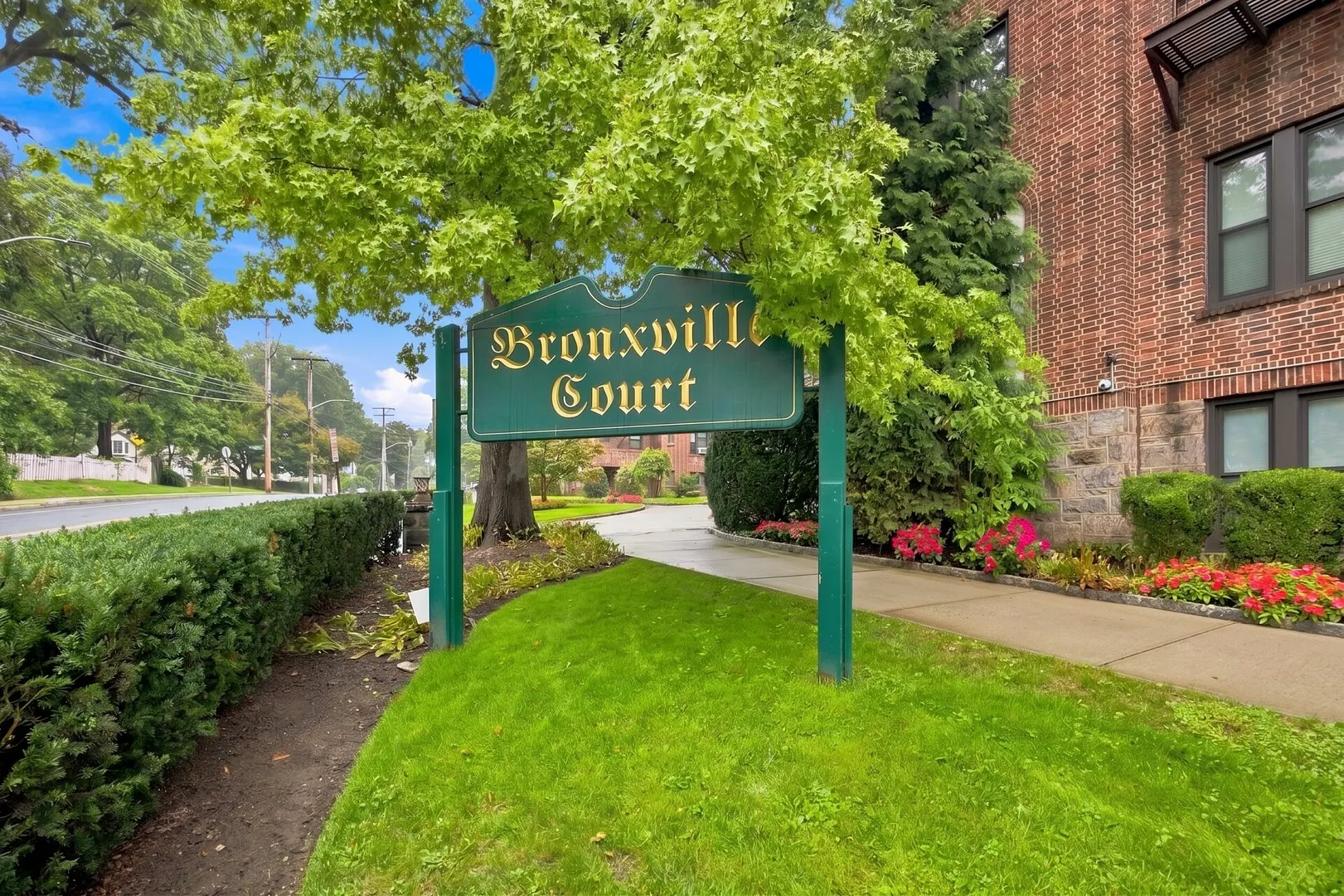 246 Bronxville Road  #i2 Photo 1