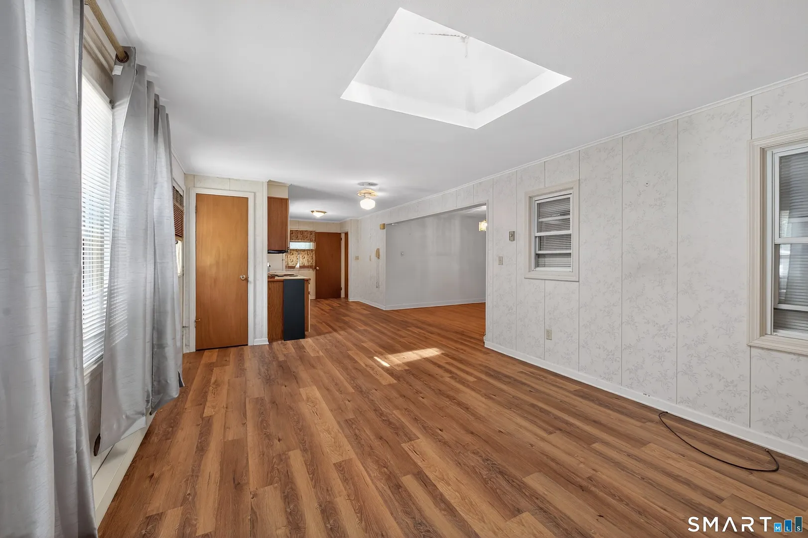 60 Gilbert Avenue Photo 7