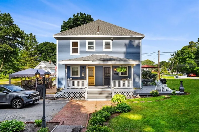 703 Salem St. #2 Photo 2