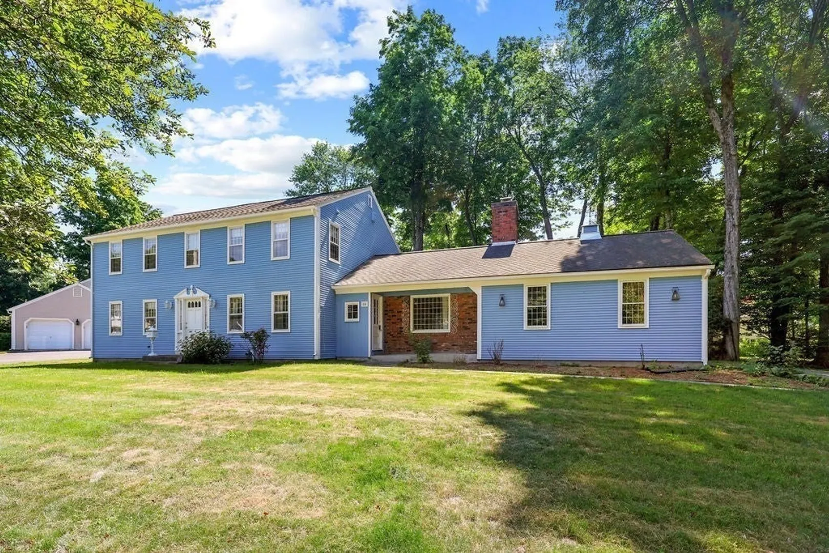 84 Brewster Rd Photo 31