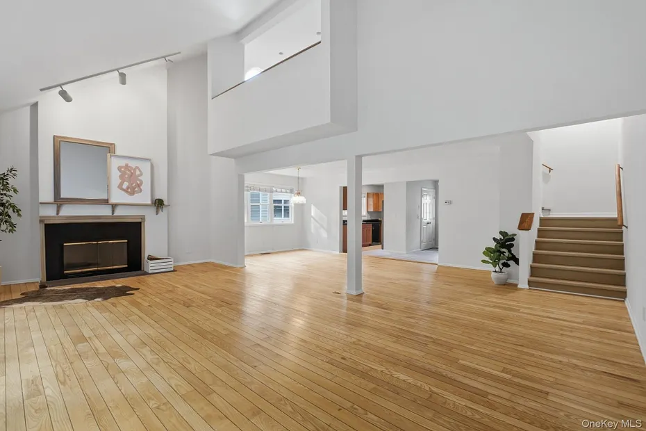 1452 Iroquois Street Photo 1