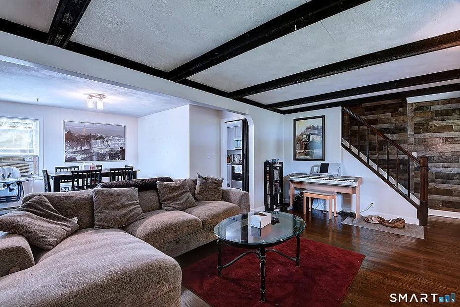 349 Mansfield Avenue Photo 15